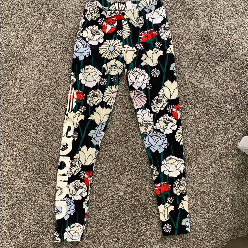 Adidas workout leggings